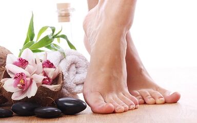 As well as how to treat fungi on the nails of the feet
